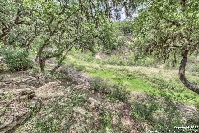 1108 Pebble Beach Dr NW Lakehills, TX 78063